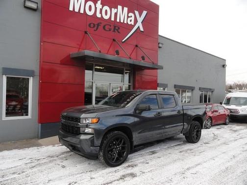 2020 Chevrolet Silverado 1500 Custom