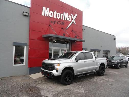 2022 Chevrolet Silverado 1500 Custom Trail Boss