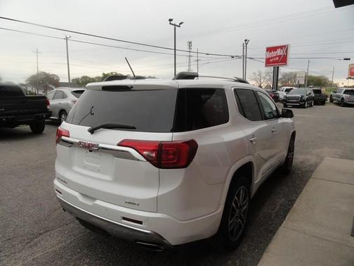 White 2017 GMC Acadia Denali