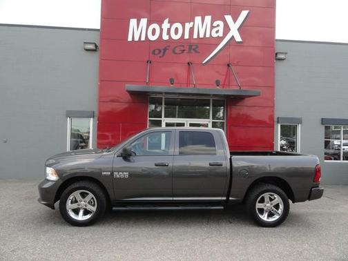 2018 RAM 1500 ST