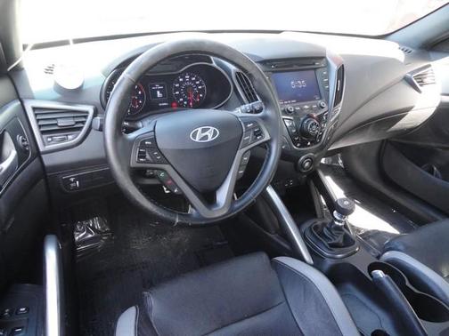 2016 Hyundai Veloster Turbo