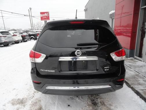 2013 Nissan Pathfinder SV