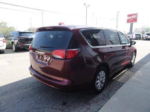 2017 Chrysler Pacifica Touring