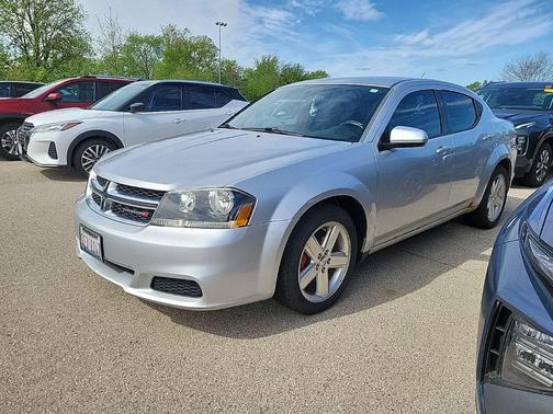 Bright Silver Metallic Clearcoat 2012 Dodge Avenger SXT