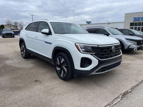 2025 Volkswagen Atlas Cross Sport 2.0T SE w/Technology 4MOTION