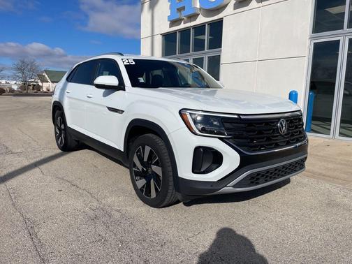 2025 Volkswagen Atlas Cross Sport 2.0T SE w/Technology 4MOTION