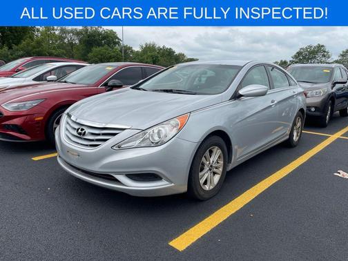 Radiant Silver 2011 Hyundai SONATA GLS