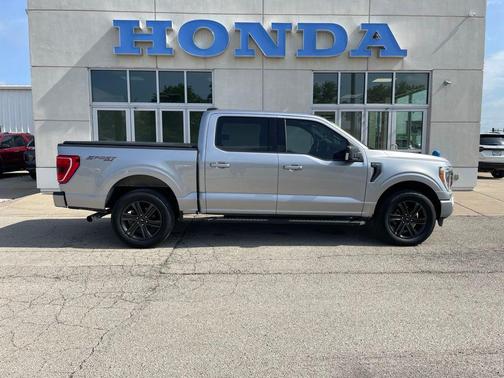 Iconic Silver Metallic 2021 Ford F-150 XLT