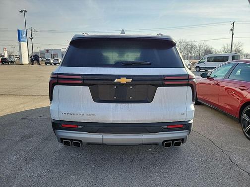 2024 Chevrolet Traverse LT