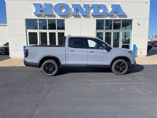 Sonic Gray Pearl 2026 Honda Ridgeline Black