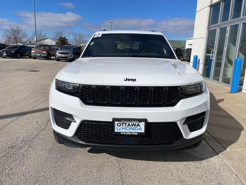 2024 Jeep Grand Cherokee Altitude