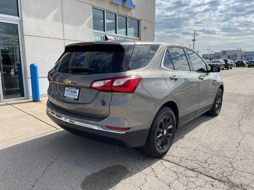 Pepperdust Metallic 2019 Chevrolet Equinox 1LT