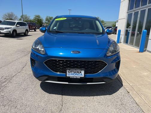Blue Metallic 2020 Ford Escape SE