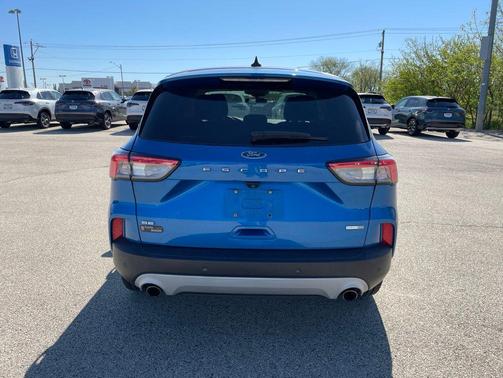 Blue Metallic 2020 Ford Escape SE
