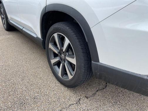 2023 Honda Pilot AWD Elite