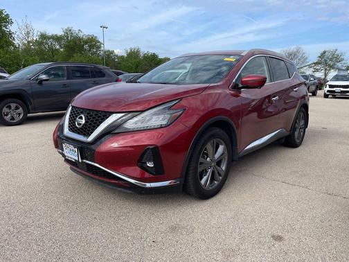 Cayenne Red Pearl Metallic 2019 Nissan Murano Platinum