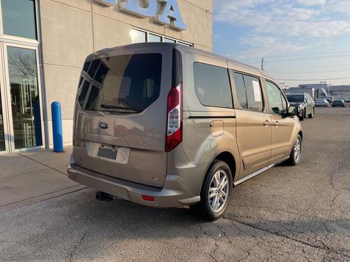 2019 Ford Transit Connect XLT w/Rear Liftgate