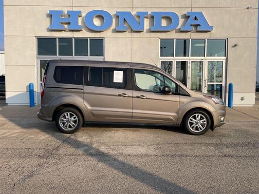 2019 Ford Transit Connect XLT w/Rear Liftgate