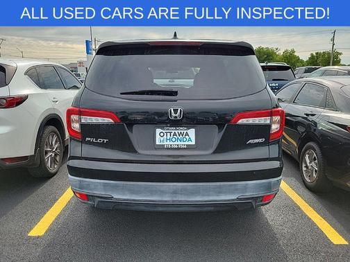 Crystal Black Pearl 2019 Honda Pilot LX