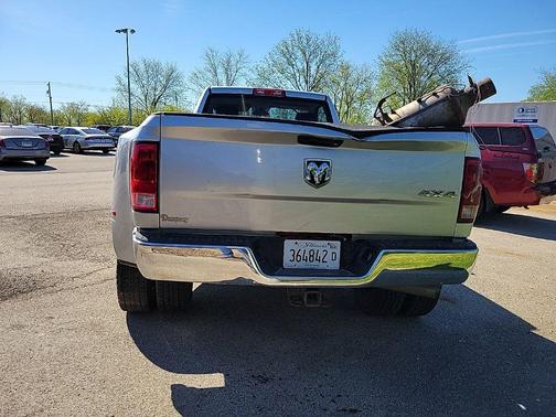 Bright Silver Metallic Clearcoat 2013 RAM 3500 Tradesman
