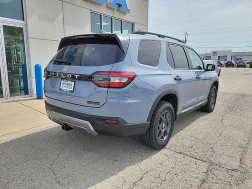 Sonic Gray Pearl 2026 Honda Pilot TrailSport