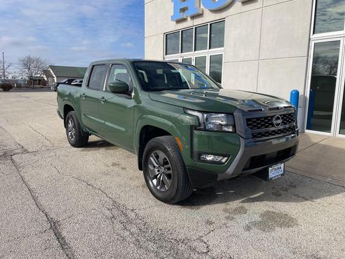 2025 Nissan Frontier SV