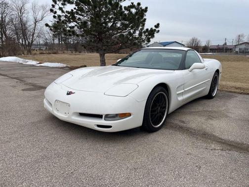 2003 Chevrolet Corvette Base
