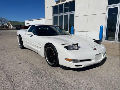 2003 Chevrolet Corvette Base