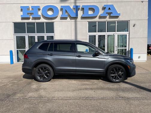 2024 Volkswagen Tiguan 2.0T SE 4MOTION