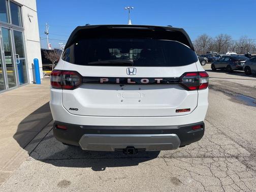 2026 Honda Pilot TrailSport