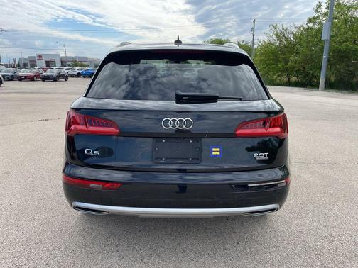 Black Metallic 2018 Audi Q5 2.0T Tech Premium