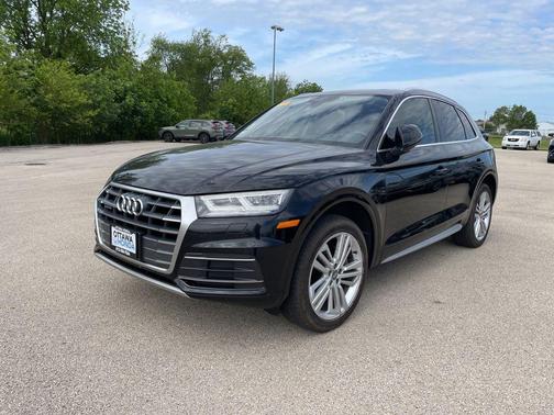 Black Metallic 2018 Audi Q5 2.0T Tech Premium