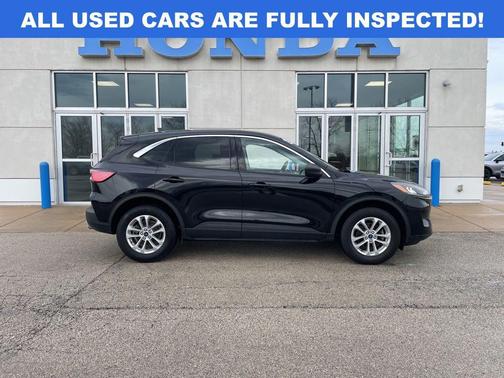 Agate Black Metallic 2022 Ford Escape SE