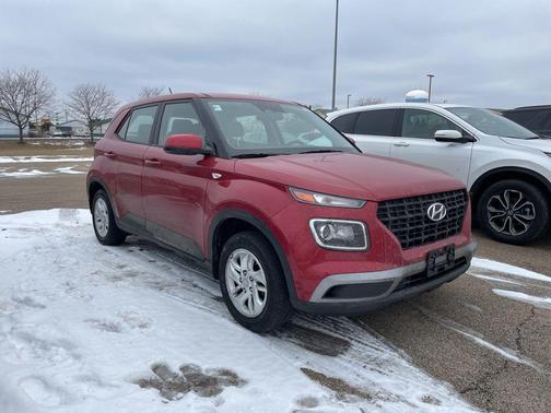 2023 Hyundai VENUE SE