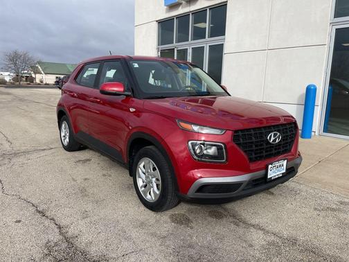2023 Hyundai VENUE SE