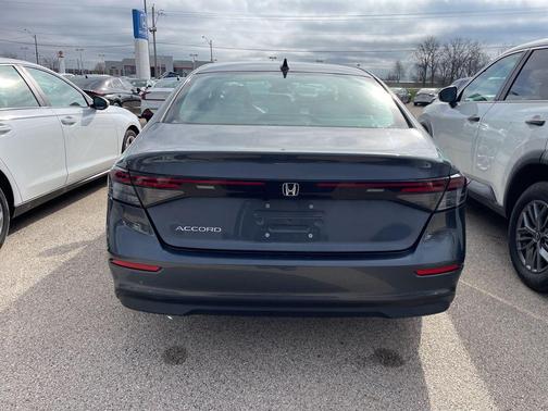 2023 Honda Accord LX 1.5T