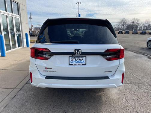 2025 Honda Odyssey Touring