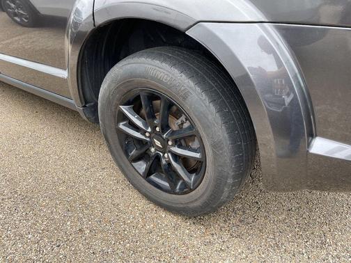 Granite Pearlcoat 2020 Dodge Journey SE Value