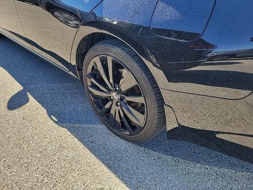 Super Black Clearcoat 2022 Nissan Altima SR FWD