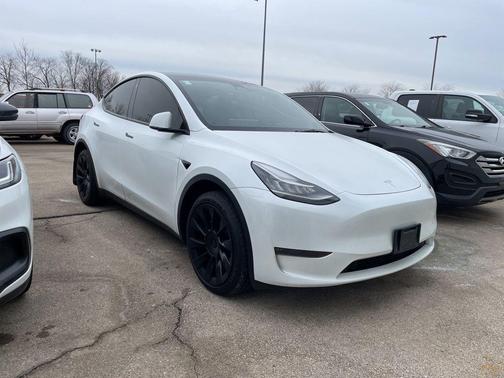 2023 Tesla Model Y Long Range Dual Motor All-Wheel Drive