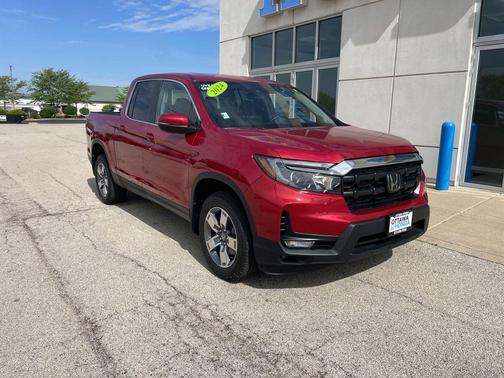 Radiant Red 2024 Honda Ridgeline RTL