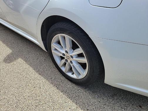 Blizzard Pearl 2015 Toyota Avalon XLE Premium