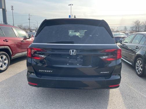 2023 Honda Odyssey Sport
