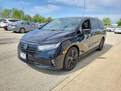 Crystal Black Pearl 2023 Honda Odyssey Sport