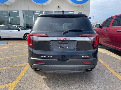 2021 GMC Acadia AWD AT4