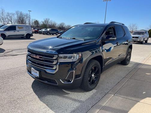 2021 GMC Acadia AWD AT4