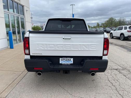Platinum White Pearl 2026 Honda Ridgeline RTL