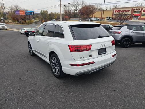 2017 Audi Q7 3.0T Premium