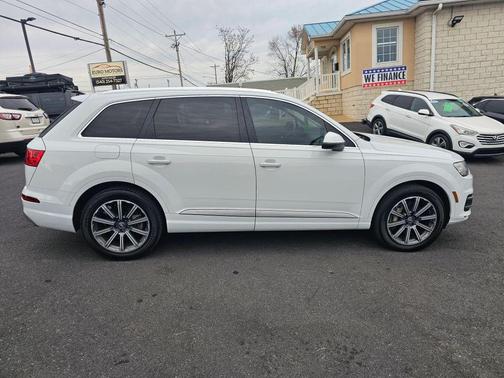 2017 Audi Q7 3.0T Premium