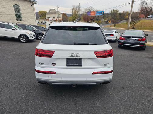 2017 Audi Q7 3.0T Premium